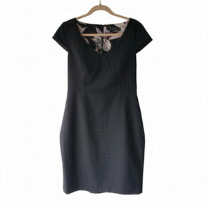 Portmans short sleeve black textured sheath dress with fluted ruffle ski…